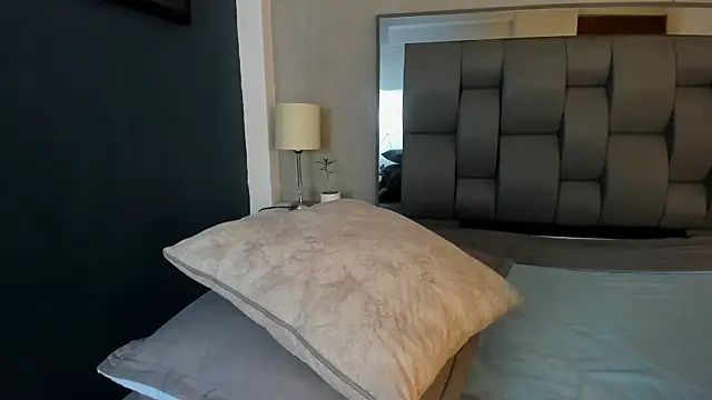 Charlie___Musk webcam