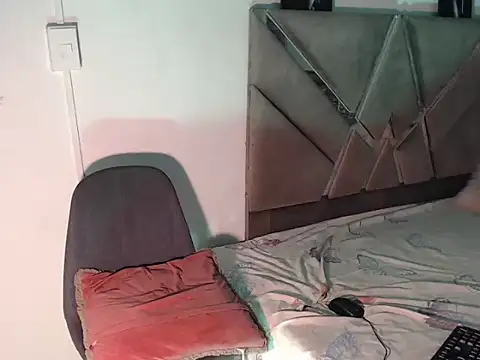 Model: Keily_Tsx1