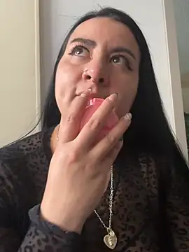 Abril_Luv webcam