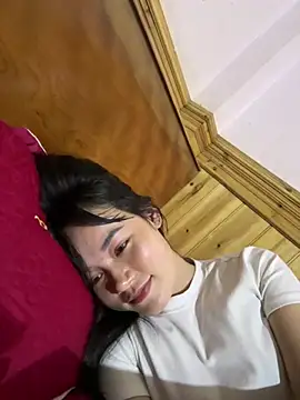 Silver-moon01 live cam