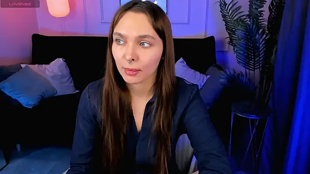 ChloeSunny webcam