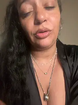 PichyPrettyPussy live webcam show