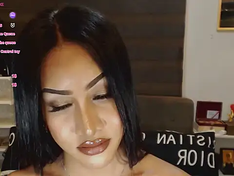 SeductiveVictoria live cam on StripChat