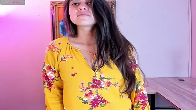 julianaaldanaa webcam