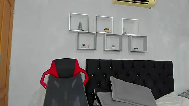 tyler_hank01 - Tyler_hank01's free webcam - UK Sex Cams