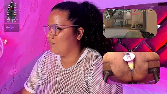 MhiaRey webcam