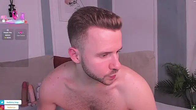 EnriqueBarberry live webcam show