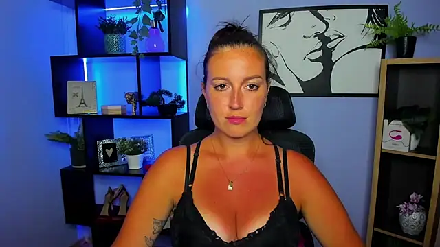 FUN_AMI live cam on StripChat