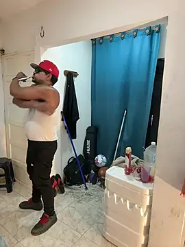 bigdick211292 (M young) - Give me hot 🔥 milk 🥛 daddy 🥺👅