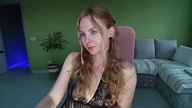 Cuddle_Cat live webcam show