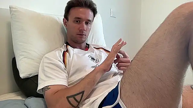 cute_mark webcam