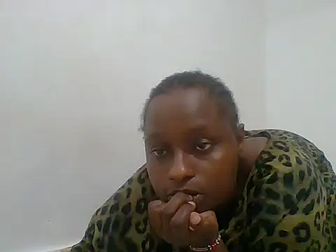 hotty_assy live cam on StripChat