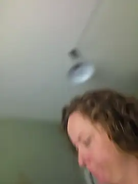 julimonroe live cam