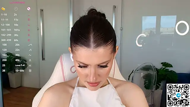 Skinny_Alice webcam