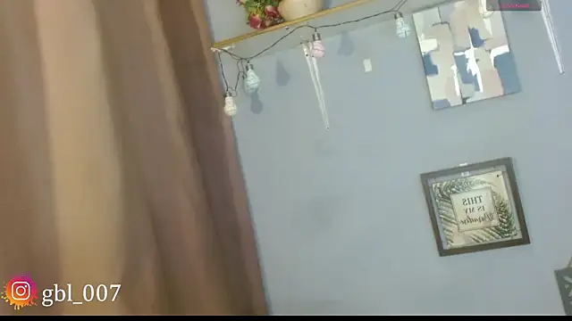 gaby_sant webcam