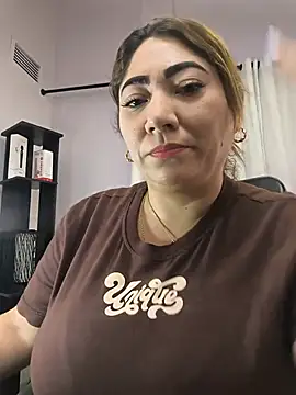 kendra_fire live cam on StripChat
