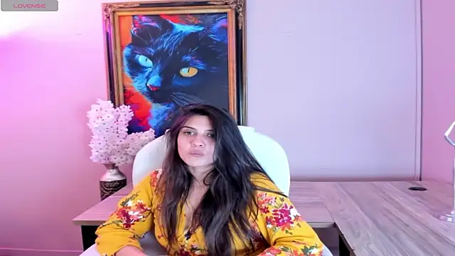 julianaaldanaa live cam on StripChat