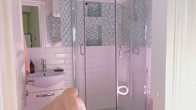 Rita_Shy live webcam show