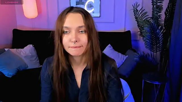ChloeSunny webcam