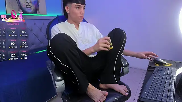 SamBlack_ live sex cam