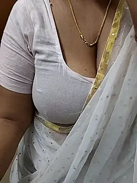 Tamil-ranjitha07 live webcam show