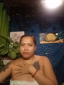 TabooSHOWgirl18 live cam on StripChat