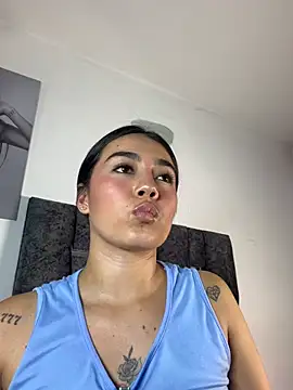 Natasharuso live cam on StripChat