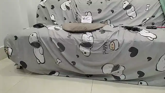 Grass_99 live webcam show