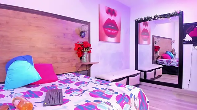 Shanna_Wells webcam