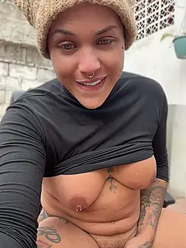 alicetgirlbr webcam