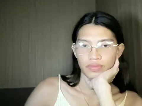 Yourgoddess_jayve live cam on StripChat