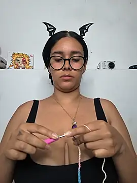 Annya-sweet webcam