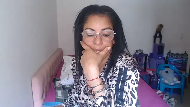 kateleyagrey webcam