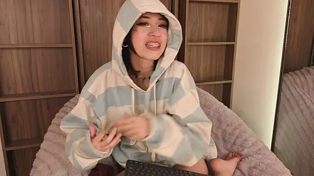 HannahSky_ webcam