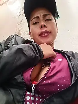 _andrea30 webcam