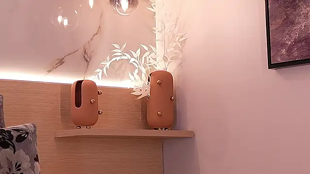 IvyEllis webcam