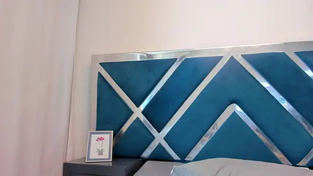 Tiffanymiller00 webcam
