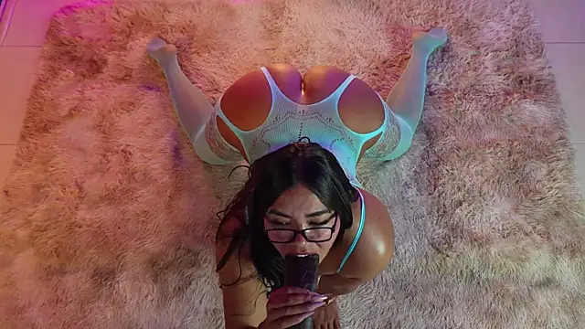 Ladyy_brownn webcam