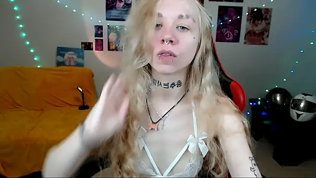 Nica_Kawaii webcam