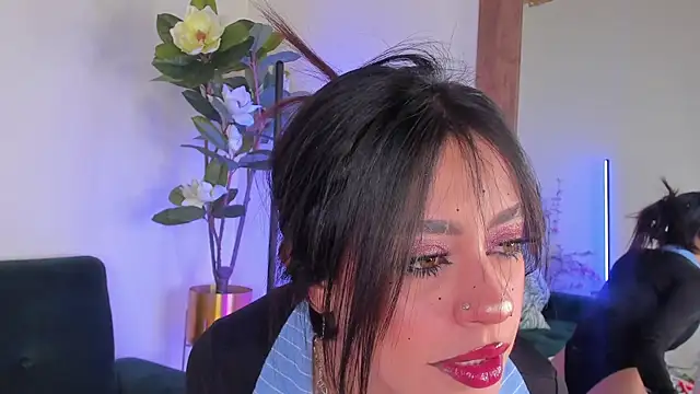 megan_shyne webcam