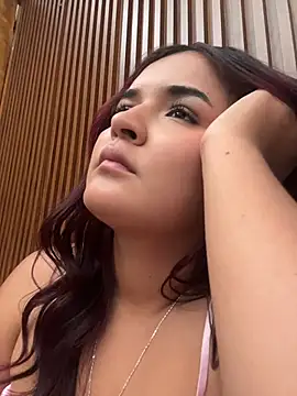 CrystalCarrington webcam