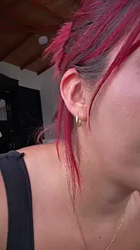 LINDA_PATTY94 webcam