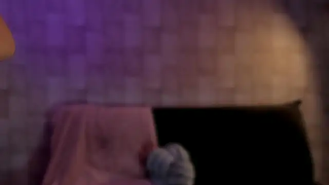 sara_doll77 webcam