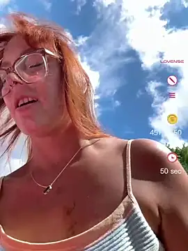 SpaceCowWhore live webcam show