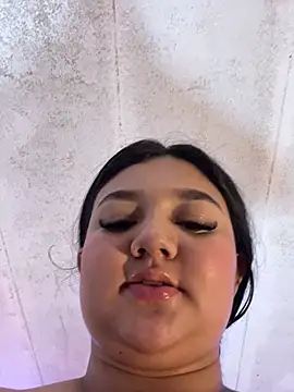 luna_bradley_ live webcam show