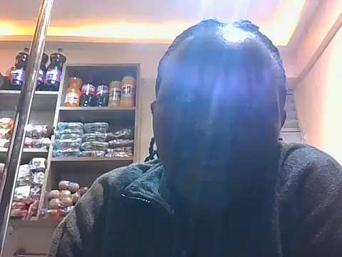 peacefulbignipple live cam on StripChat