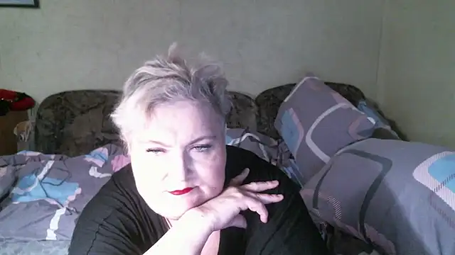 Lana555 live cam on StripChat