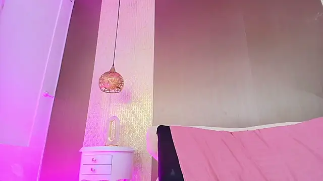 DannaDooll99 webcam