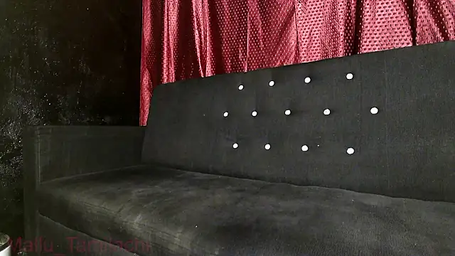 Mallu_Tamilachi webcam