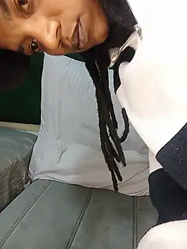JANIELEE8XXXXX webcam